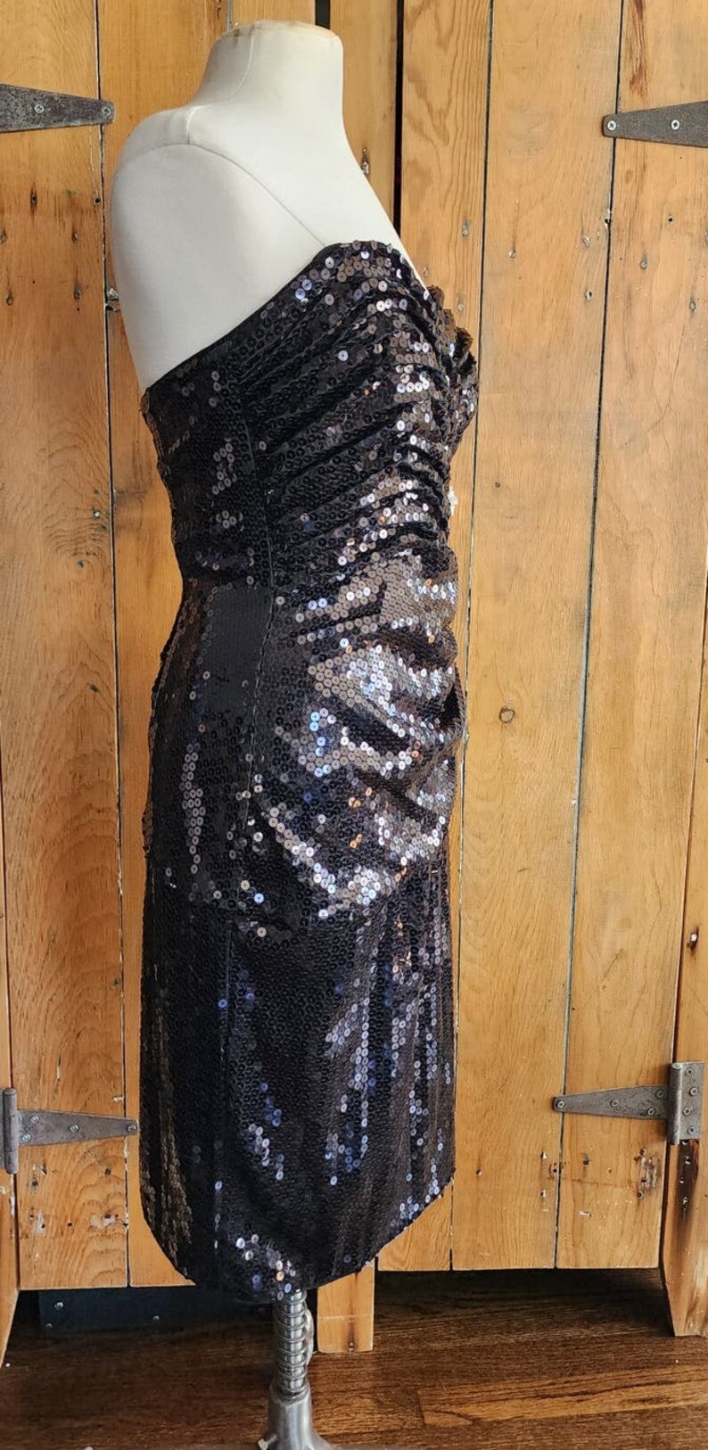 Vintage 80s Tadashi Strapless Dress Black Sequins Ruched Waist image 3