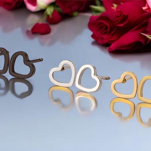 Stud Earrings, silver/gold/black, small ear chips, classic earrings, gift for her, women’s jewelry, earrings pierced