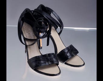 YSL - Yves Saint Laurent Sandal Heels