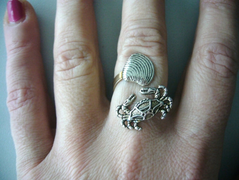 crab ring with a shell wrap style, adjustable ring, animal ring, silver ring, statement ring image 4