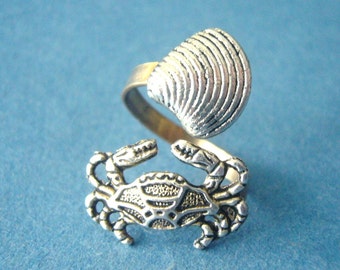 crab ring with a shell wrap style, adjustable ring, animal ring, silver ring, statement ring