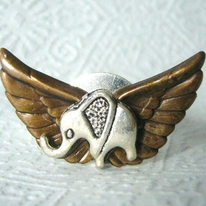 Silberner Elefant Ring mit Flügel