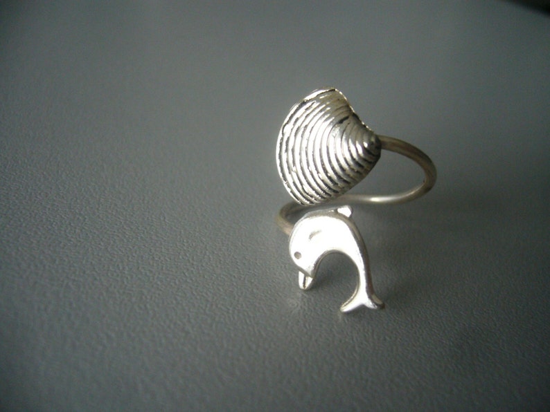 silver dolphin ring with a shell, wrap open style, adjustable ring, animal ring, silver ring, statement ring image 2