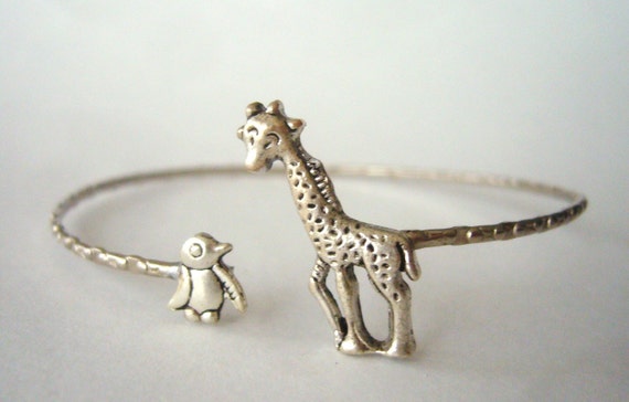 giraffe tracking bracelet