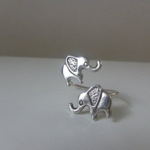 Silver elephants ring adjustable ring, animal ring, silver ring, statement ring