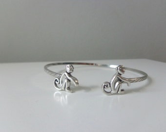 Monkey bracelet