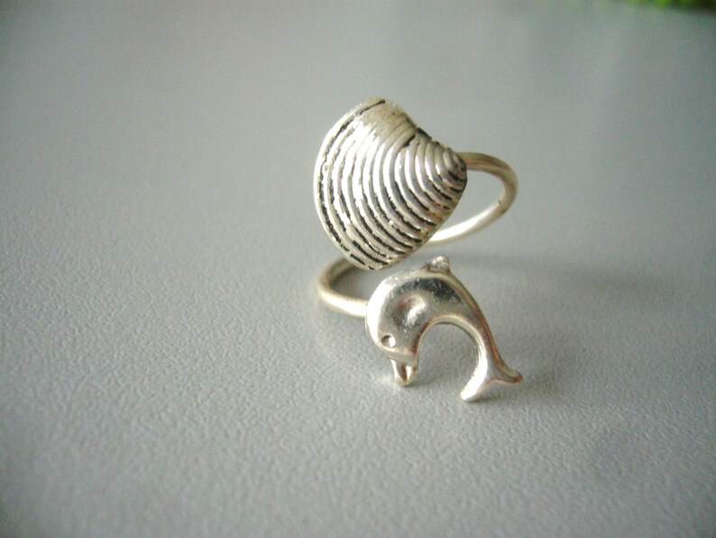 silver dolphin ring with a shell, wrap open style, adjustable ring, animal ring, silver ring, statement ring image 4