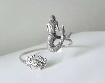 Crab mermaid bracelet bangle