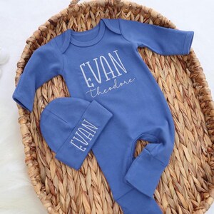 Personalized Baby Outfit, Custom Baby Outfit, Embroidered Baby Bodysuit, Baby Shower Gift, Baby Bodysuit with Hat, Custom Baby Apparel