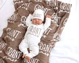 Custom Baby Blanket with Name, Personalized Newborn Outfit and Hat, Embroidered Baby Gift, Baby Shower Keepsake, Coming Home Set