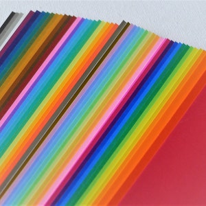 Pacchetto di fogli Rainbow Burst da 50 colori per Origami Project (35 USD di spedizione gratuita in tutto il mondo *)