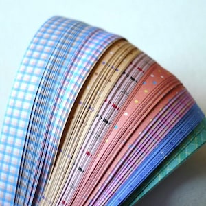 Retro Sweet Checkered and Polka Dots Origami Lucky Star Folding Paper - bundle of 80 strips  (Free Ship worldwide for order more than USD35)