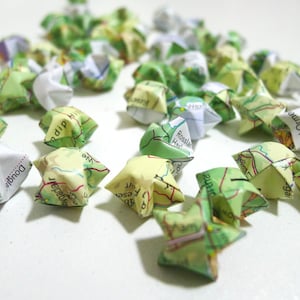 In 80 Sternen um die Welt - Origami Lucky Stars