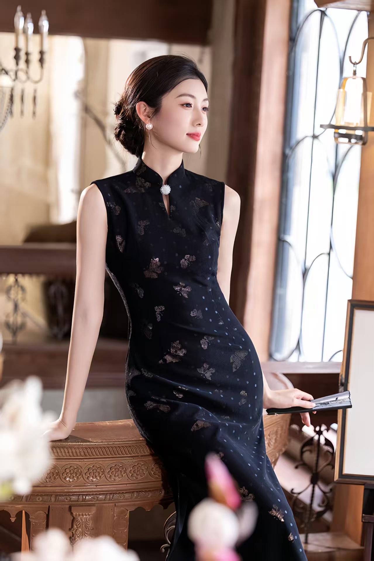 princess polly baby blue dress Complete Chinese Wedding Outfit Guide for Couples main image 1