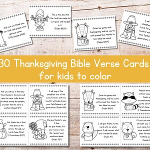 Op de afbeelding: Een verzameling van 30 Thanksgiving Bijbelverskaarten voor kinderen om in te kleuren. Elke kaart bevat een zwart-wit illustratie van een kabouter, konijn of bosdier, samen met een Bijbelvers. De kaarten zijn ontworpen voor kinderen om in te kleuren.