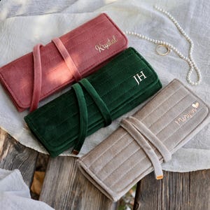 Custom Velvet Jewelry Roll, Bridesmaid Gifts, Wedding Favors, Monogrammed Jewelry Roll, Gifts for her, Travel Jewelry Case, Gift for Mom
