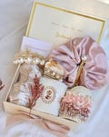 Bridesmaid Proposal Gift Box, Will You Be My Bridesmaid, Personalized Bridesmaid Gift, Maid of Honor Gift, Wedding Favor, Birthday Gift Box product logo
