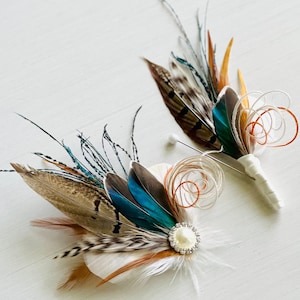 Groene gevleugelde blauwgroen eend Boutonnière | Roest, smaragdgroene reversspeld | Bruiloft bruidegom jager | Clip bruid herfstfazant | Rustieke camouflagecorsage