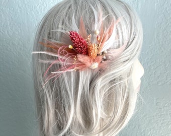 Peach Mauve Feather & Floral Hair Clip | Dried Flower Boho Comb | Pastel Wedding Hairpiece | Whimsical Fascinator | Prom Corsage Boutonniere