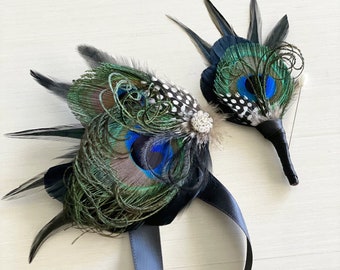 Peacock & Black Feather Wrist Corsage | Great Gatsby Wedding Wristlet | Prom Corsage Cuff Bracelet | Rhinestone Brooch | Peacock Boutonniere