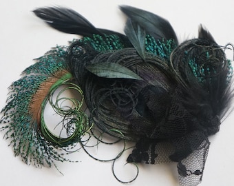 Black Peacock Feather Fascinator | Dark Wedding Lace Headpiece | Emerald Green Bridal Hair Clip | Bride Bridesmaid Prom Rhinestone Hairpiece