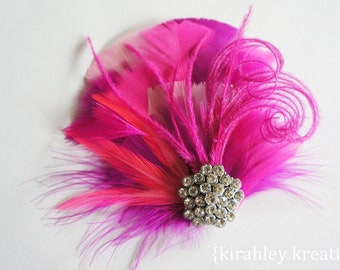 Clip de pelo de pluma rosa caliente / tocado de boda fucsia / gran tocado de Gatsby / despedida de soltera novia dama de honor / corsage de fiesta