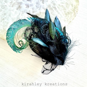 Black Peacock Feather Fascinator | Dark Wedding Lace Headpiece | Emerald Green Bridal Hair Clip | Bride Bridesmaid Prom Rhinestone Hairpiece
