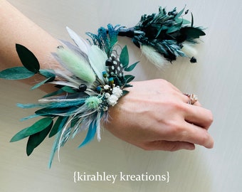 Mint & Black Feather Corsage | Emerald Green Eucalyptus Leaves | Teal Aqua Dried Flower Hair Clip | Wedding Bridal Comb | Groom Boutonniere