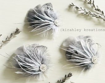 Gray Silver Feather Hair Clip | Pearl Rhinestone Bridal Hairpiece | Wedding Fascinator | Bridesmaid Great Gatsby Comb | 20's Prom Corsage