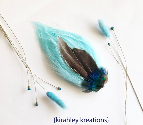 Teal Feather Hair Clip | CARRIE Bradshaw, Sex and the City  display picture 3