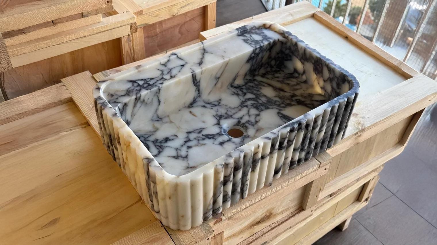 Calacatta Viola Marble Sink,Marble Washbasin, Handcarved Sink, Wall Mount for Bathroom Vanities or as a Vessel Sink,Powder Room Sink