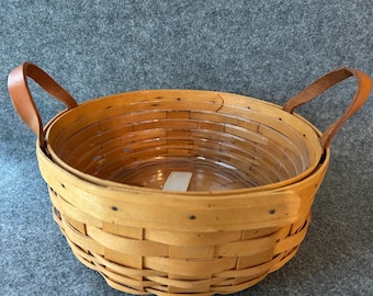 Longaberger 10” Round Darning Basket  with Leather Handles 2000 and Plastic Protector
