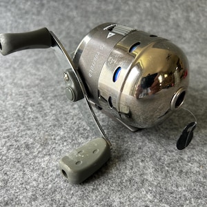 Vintage Spincast Reel - Etsy