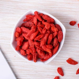 Premium Herbal Tea -Dried Goji Berries – Perfect Gift