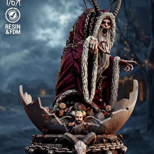 Peut inclure: Statue en résine détaillée d'une figure cornue en robe rouge avec garniture en fourrure, chaînes et longues griffes. La figurine repose sur une base en coquille d'œuf fissurée avec de petites figurines et un crâne. Le mot "WICKED" est visible.