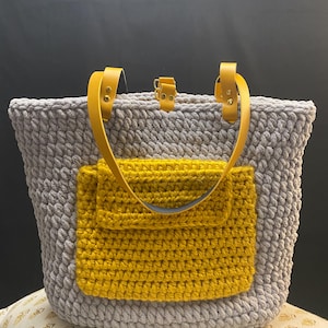 sweet yellow crochet