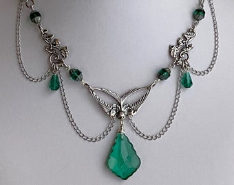 Emerald Green Swallow Bird Festoon Necklace