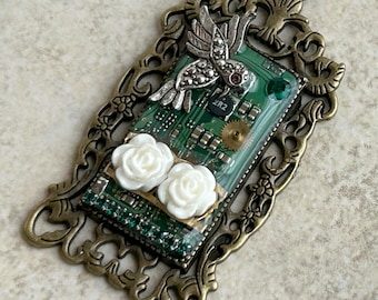 Hummingbird Steampunk Pendant Necklace in Green and Antique Brass