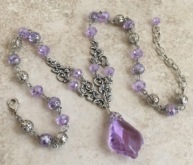 Czech Bohemian Style Color Change VioletPeriwinkle Glass and Antique Silver Pendant Necklace