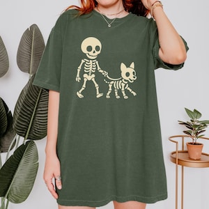 Skeleton Person Walking Skeleton Dog Shirt - Funny Halloween T-Shirt, Spooky Season Tee, Skeleton Dog Shirt, Halloween Pet Costume Idea