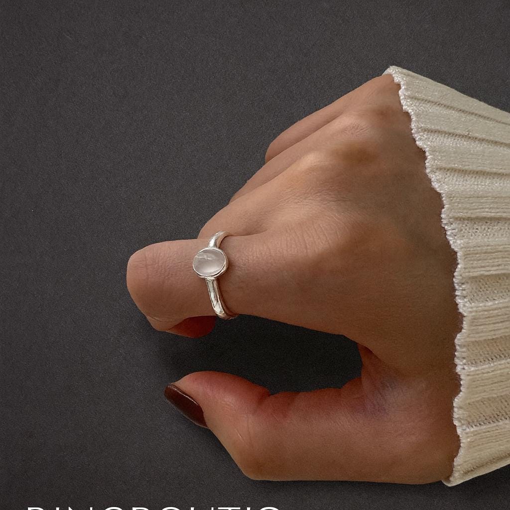Bague De Fiançailles Fantaisie – Pierre Brune Et 5 Pierres Blanches – Taille 52