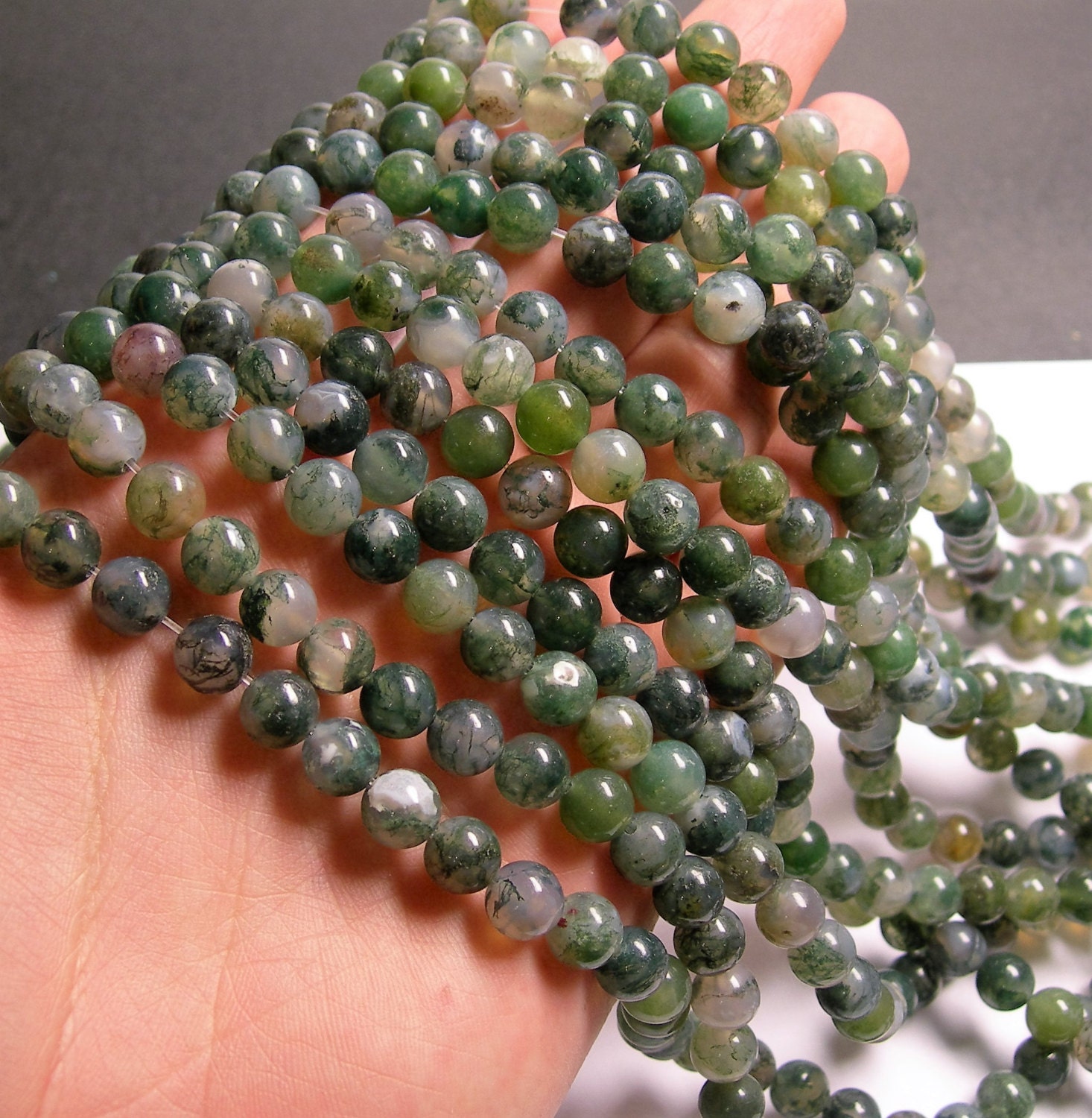 Moss agate - 8 mm round beads -1 full strand - 48 beads - RFG185