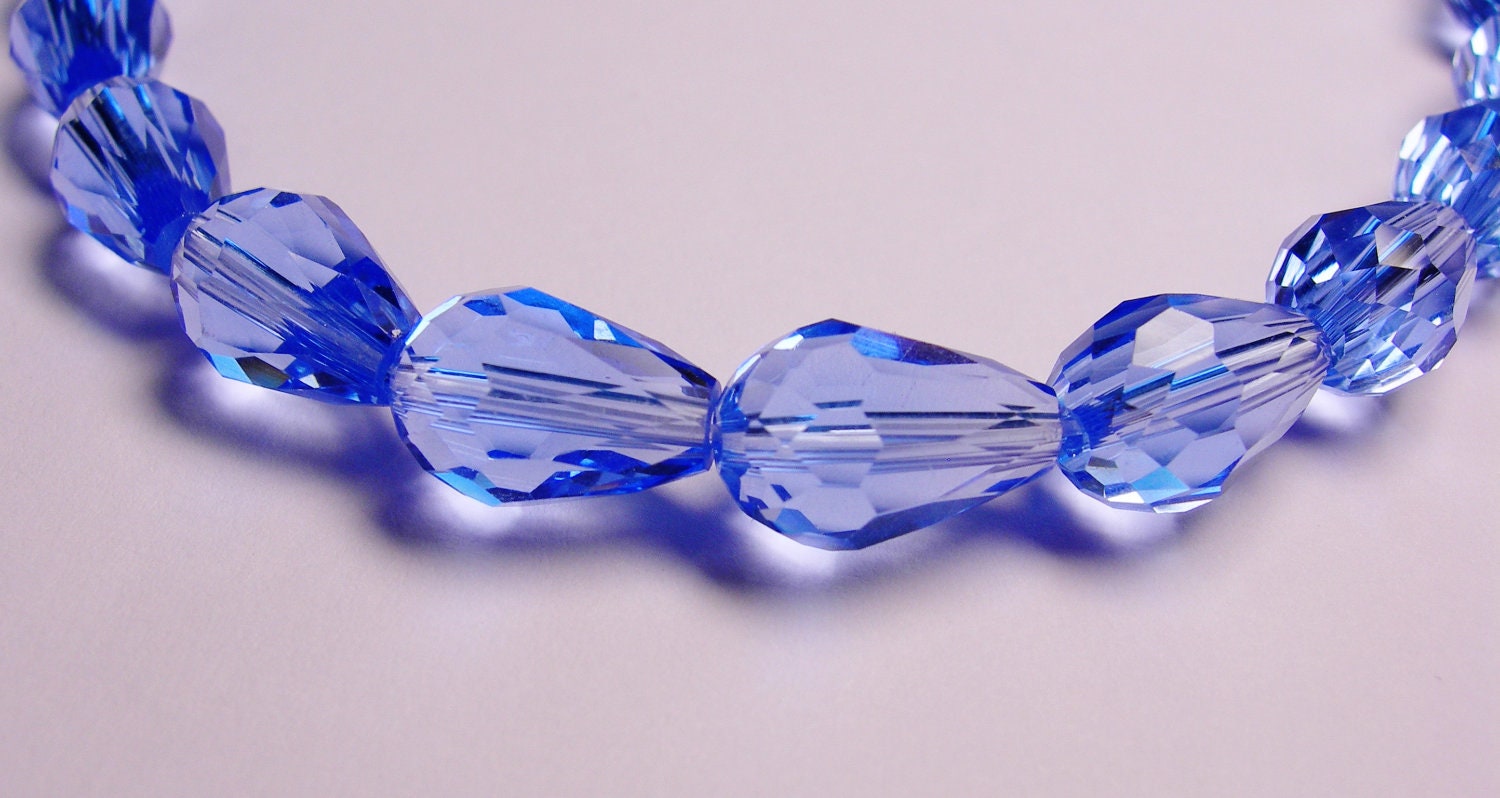 Faceted teardrop crystal beads 20 pcs 11 mm by 7mm clear blue NCBS2