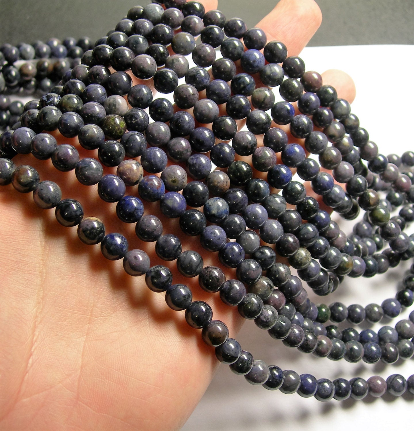 Purple Dumortierite - 8 mm round beads -1 full strand - 50 beads - RFG1006
