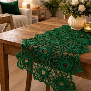 Emerald Crochet Table Runner Pattern PDF - Elegant DIY Boho Chic Placemat - Beginner & Advanced Tutorial