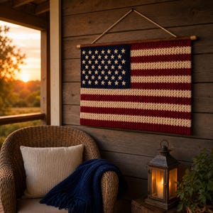 Patrón de ganchillo en PDF para tapiz de pared con la bandera estadounidense, tapiz patriótico con la bandera de EE. UU., decoración de estrellas y rayas, manualidades para el 4 de julio.