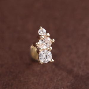 14Kソリッドゴールド スタッククリアCZイヤリング、小さな軟骨ヘリックスローブコンクトラガスフラットバックスタッド、スパークルCZスレッドレスプッシュエンドピアス