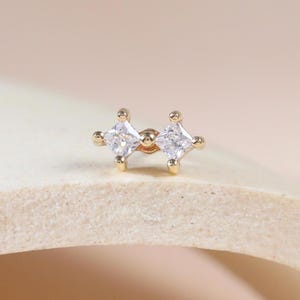 14K Solid Gold Double Clear CZ Piercing/CZ Cartilage Stud/Princess Cut Gemstone Conch Stud/Square Helix Threadless Pin/Flat Back Stud