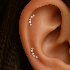 14K Solid Gold 0.075ct Diamond Climber Cartilage Stud/Diamond Conch Earring/Climber Helix Stud/Tragus Screw Back/Threaded Pin Flat Back