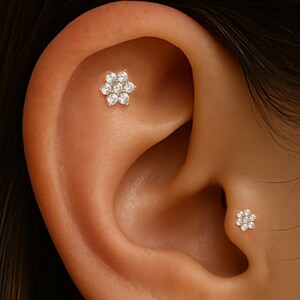 14K Solid Gold Diamond Flower Push Back/Floral Threadless End/Petals Tragus Flat Back Stud/Clear CZ Nose Labret Piercing/Helix Conch Earring